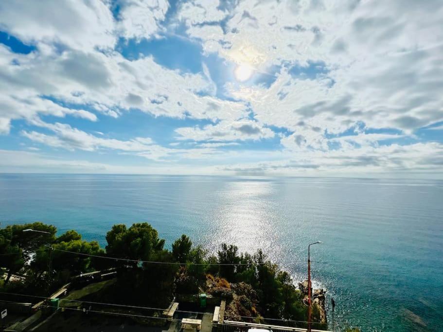 Suite Sunset 21 - Fronte Mare Sanremo Eksteriør bilde