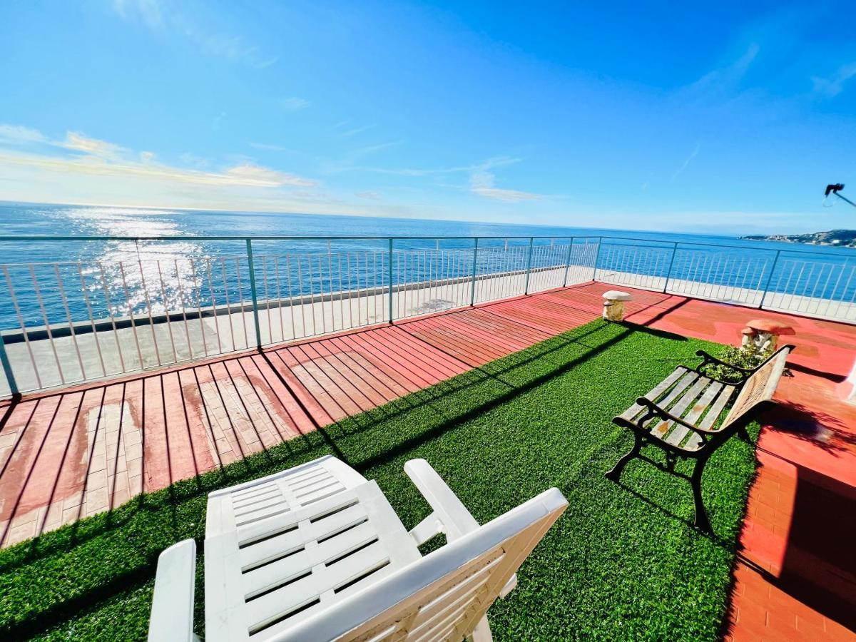 Suite Sunset 21 - Fronte Mare Sanremo Eksteriør bilde